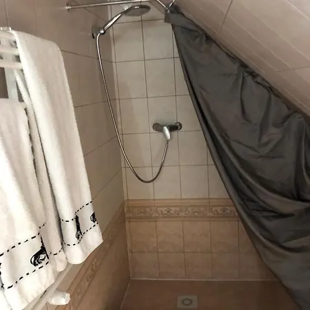 Cudne Manowce Dworek * Szczecinki